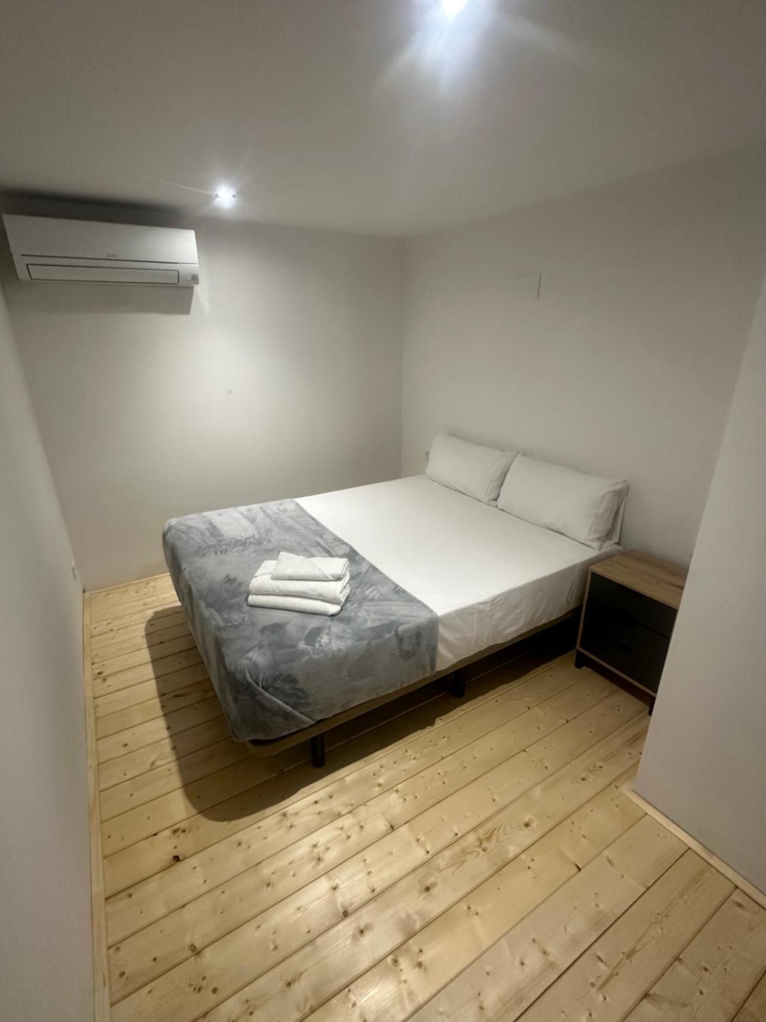 Beach Apartments Valencia 2 ภายนอก รูปภาพ